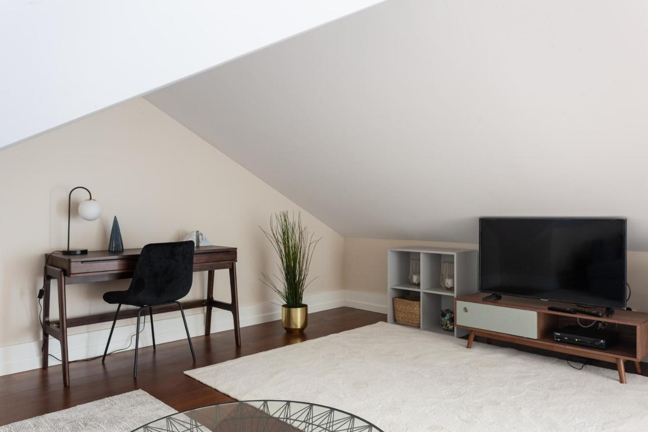 Apartment Flh Marques Rooftop With Balcony *